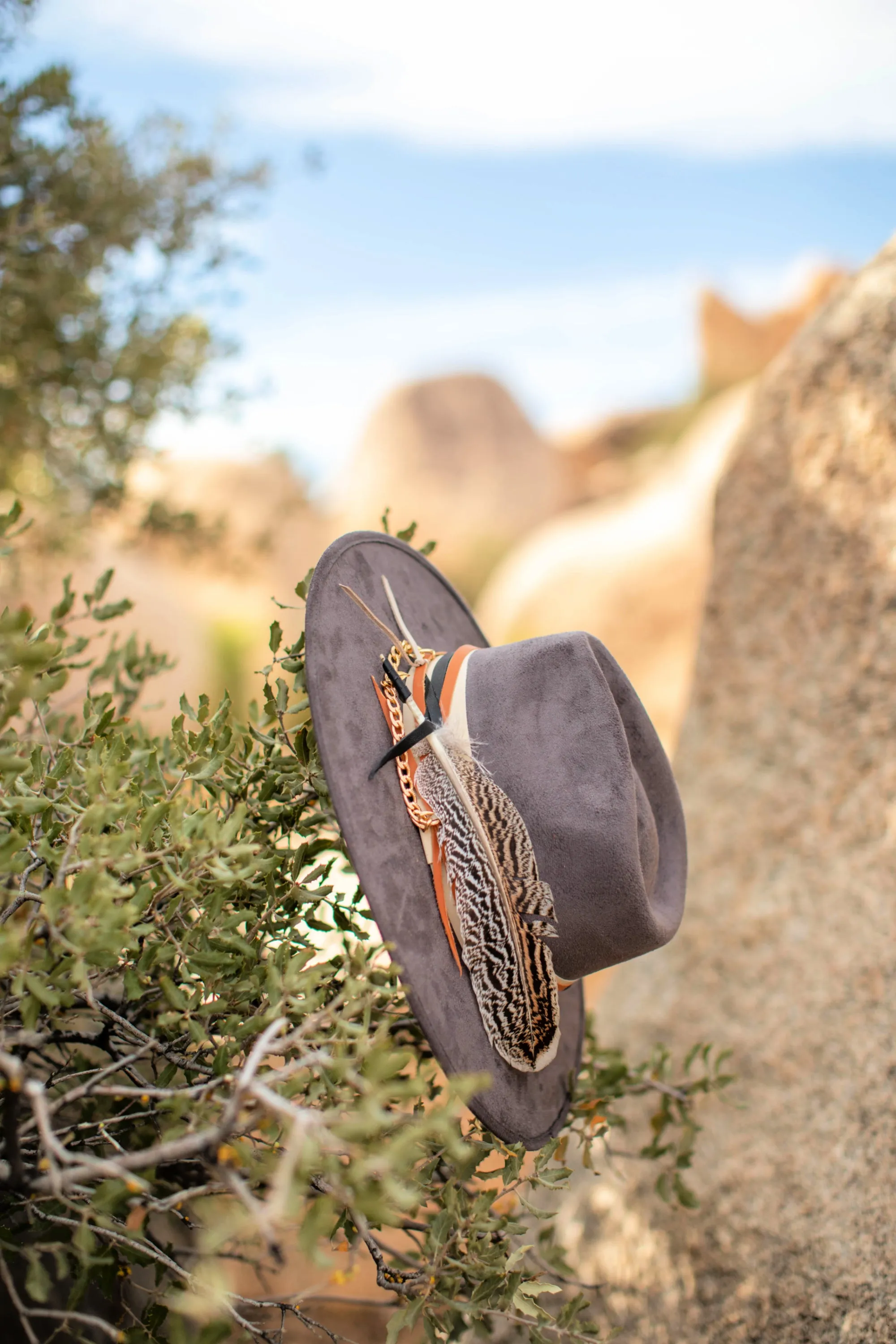 GB ORIGINAL: The Navajo Feather Banded Suede Hat in Grey