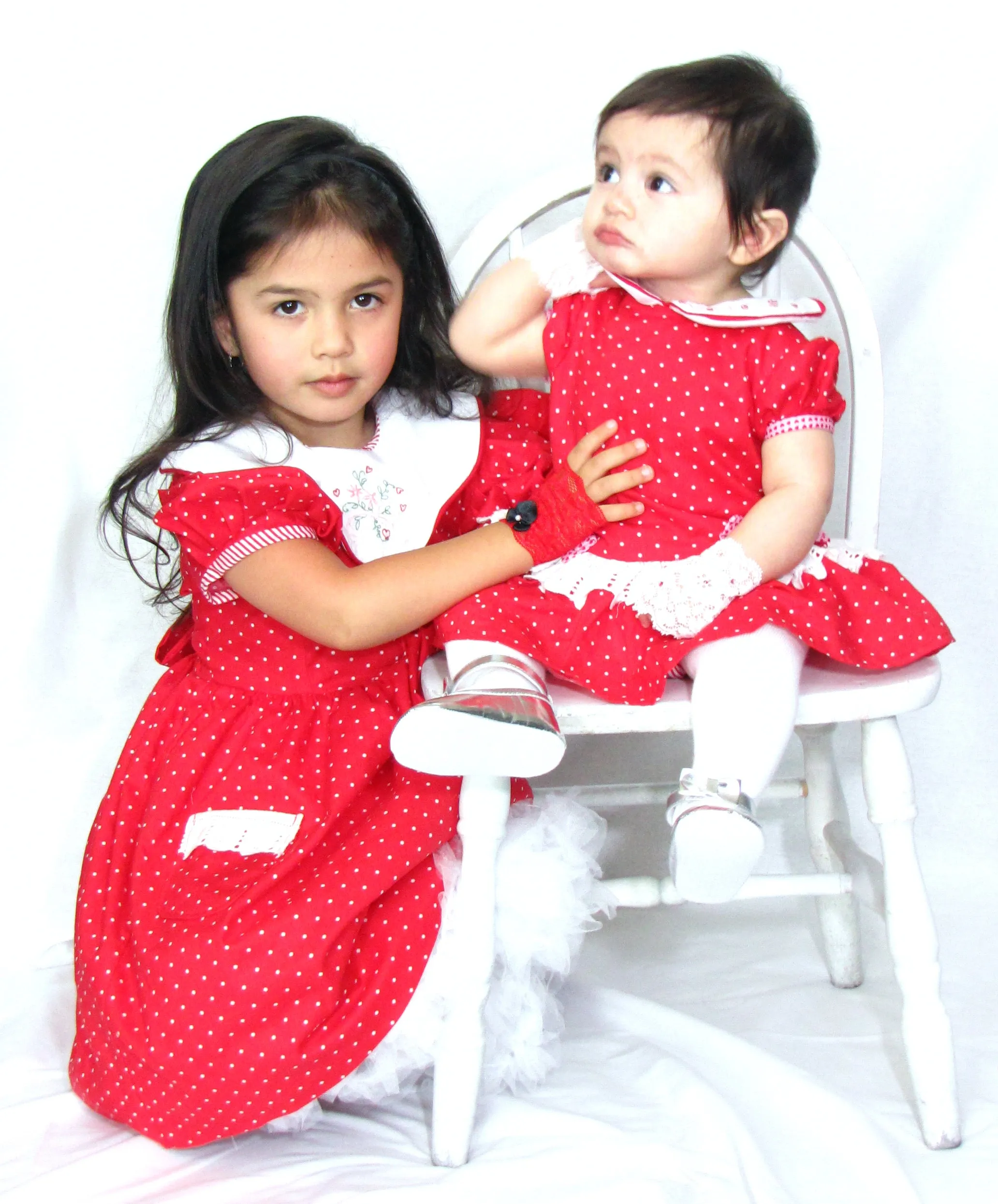 Red lace fingerless gloves for girls toddlers Valentines Day Christmas Weddings