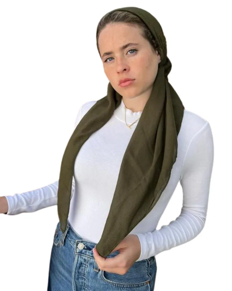 Scarf Bar Classic Hunter Green Pre-Tied Bandanna with Full Grip